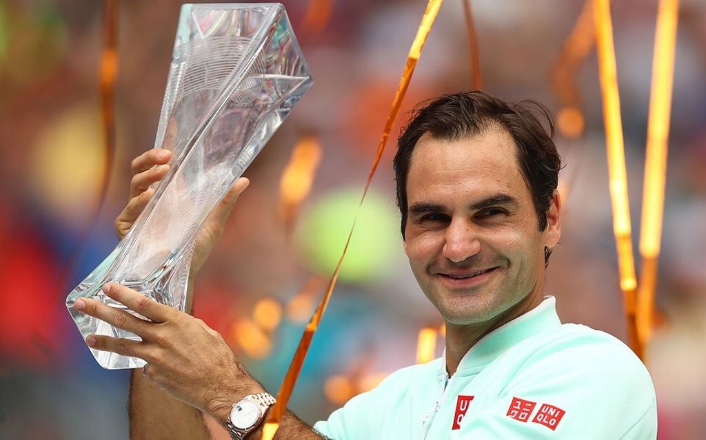 Federer sube al cuarto lugar de ranking mundial al ganar en Miami, Djokovic sigue mandando