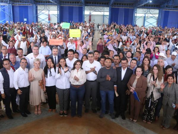 Llama Sergio Salomón a hacerle frente al cambio climático mediante programas de resiliencia