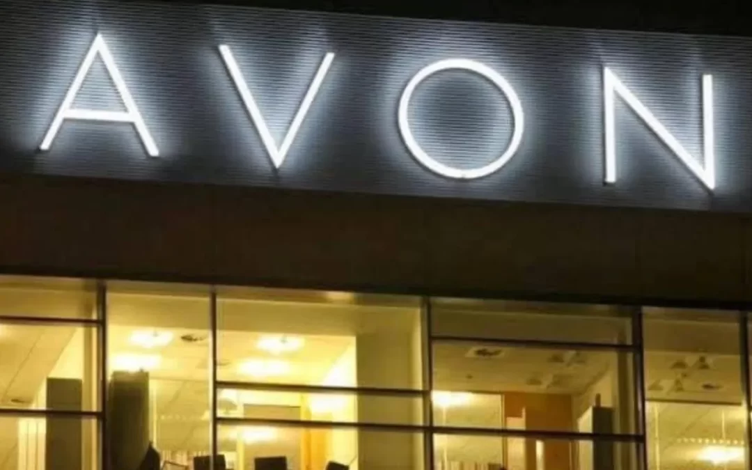 Avon Solicita Bancarrota en EE.UU.: Implicaciones para la Reestructuración y el Futuro de sus Operaciones Internacionales