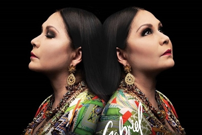 Ana Gabriel lanza su esperado álbum ‘Por amor a ustedes’