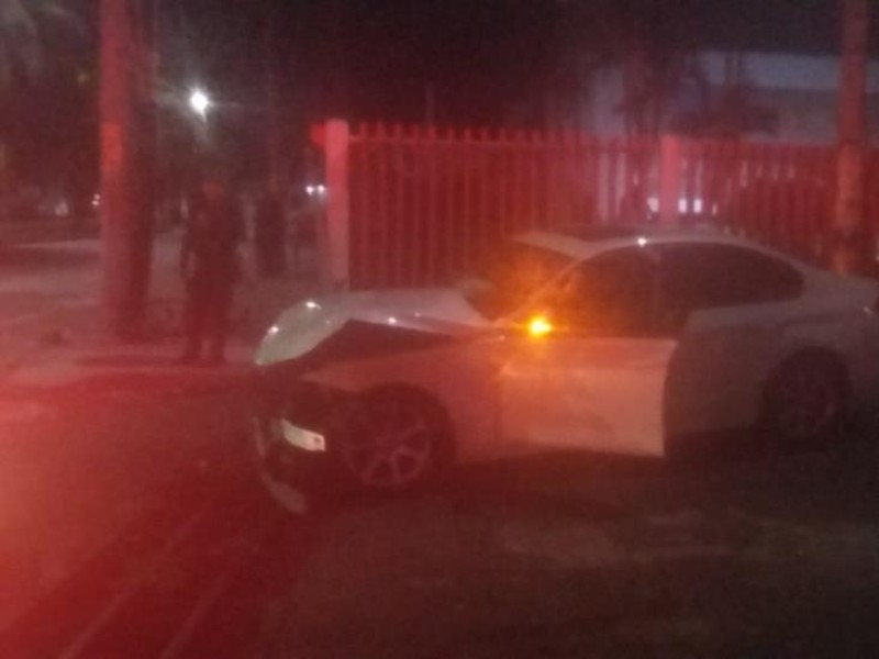 Muere prensado tras chocar en calles de Veracruz