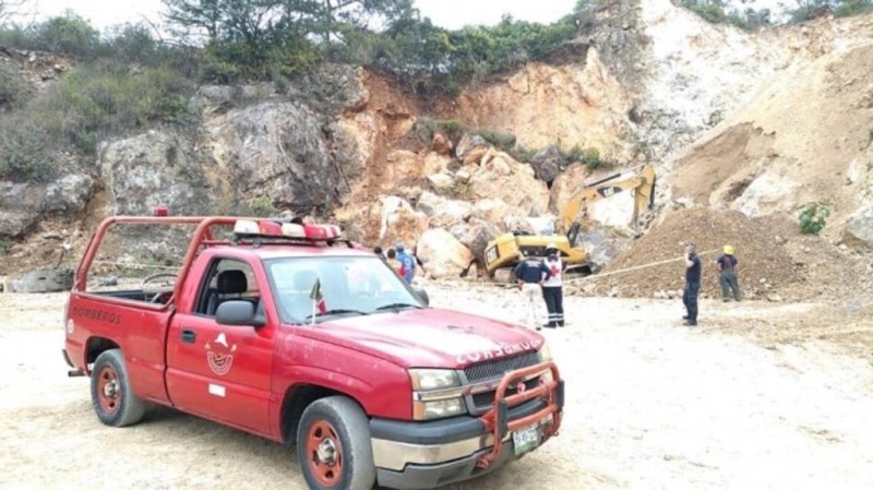 Muere obrero tras derrumbre en Coatepec, Veracruz