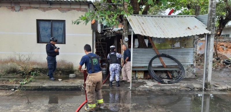 Se incendia casa en colonia de Boca del Río